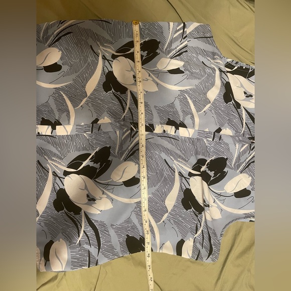 Talbots sleeveless button up - Picture 5 of 7